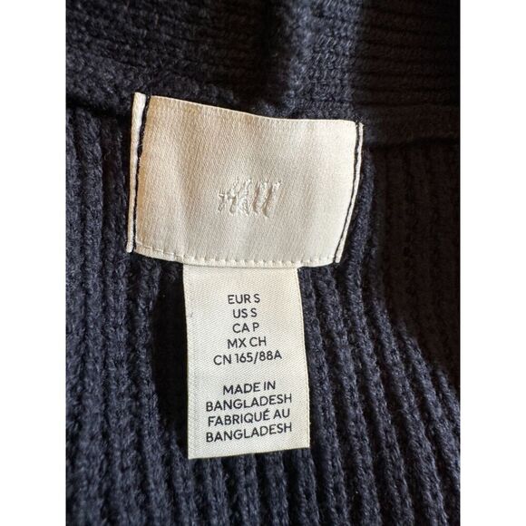 H&M Preppy Blue Rib-Knit Button-up Sweater Vest Size Small - Picture 4 of 6